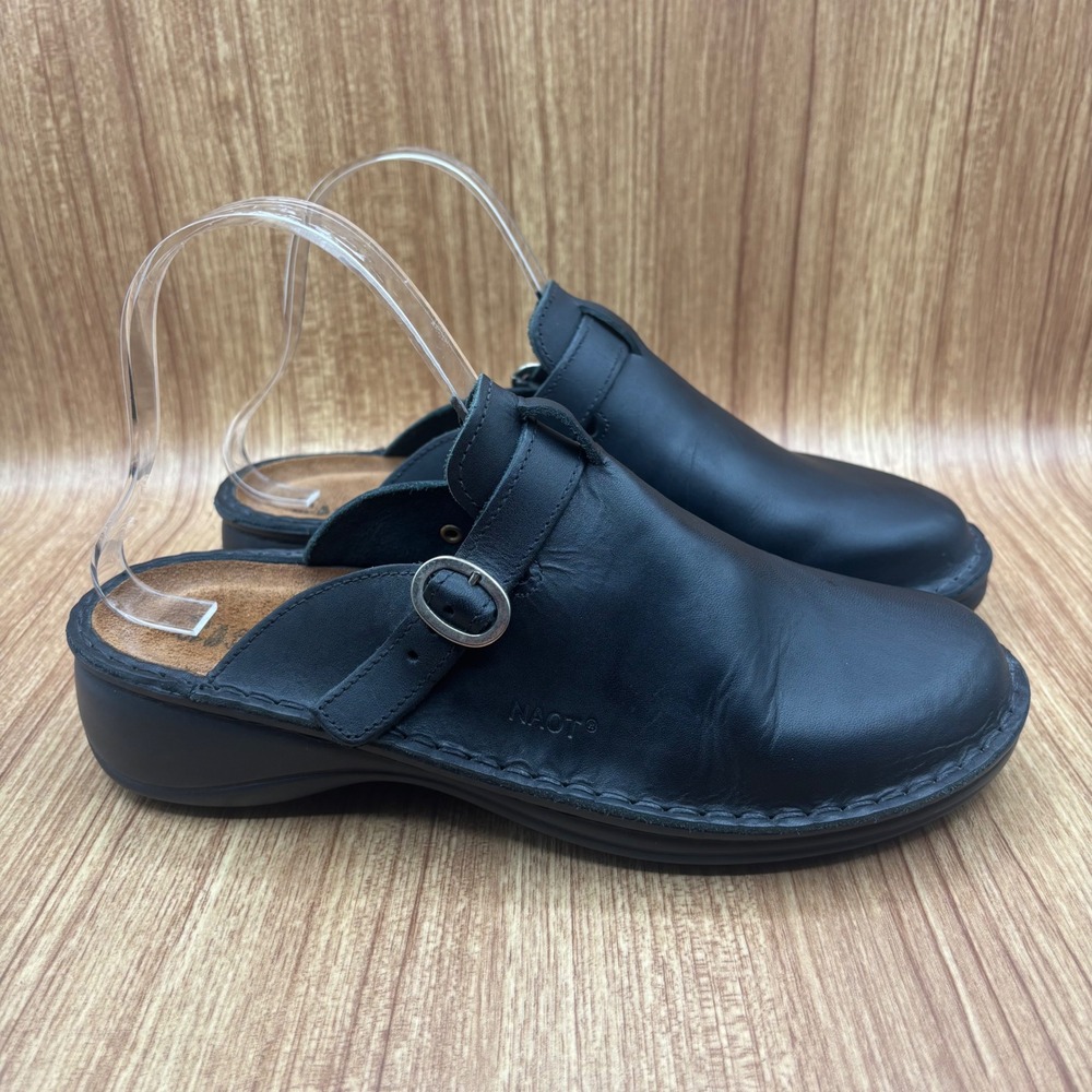 NAOT ASTER Clogs Black Leather Womens 40 US 9 Comfort Slip On Mules Buckle
